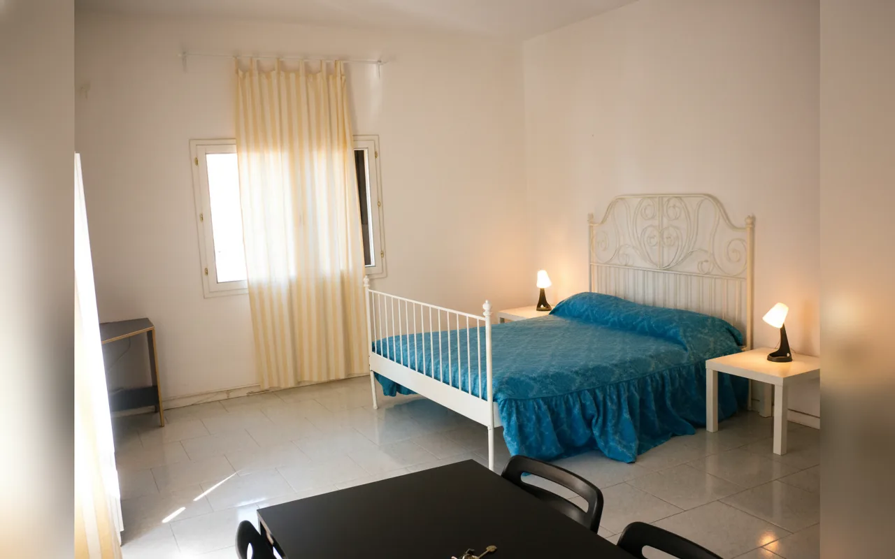 Camera con bagno privato — Appartamenti Serlio 24, Bologna (Emilia-Romagna) (foto 48)